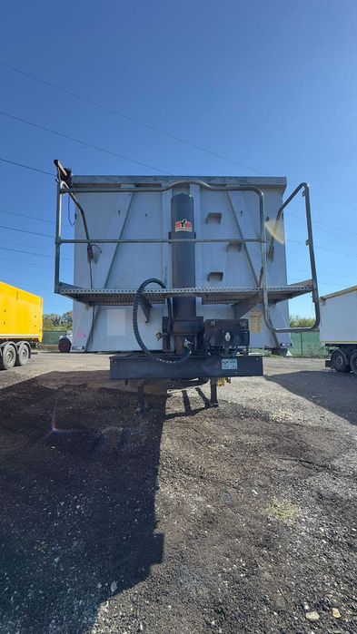 Semiremorca basculanta MEGA AN 2015