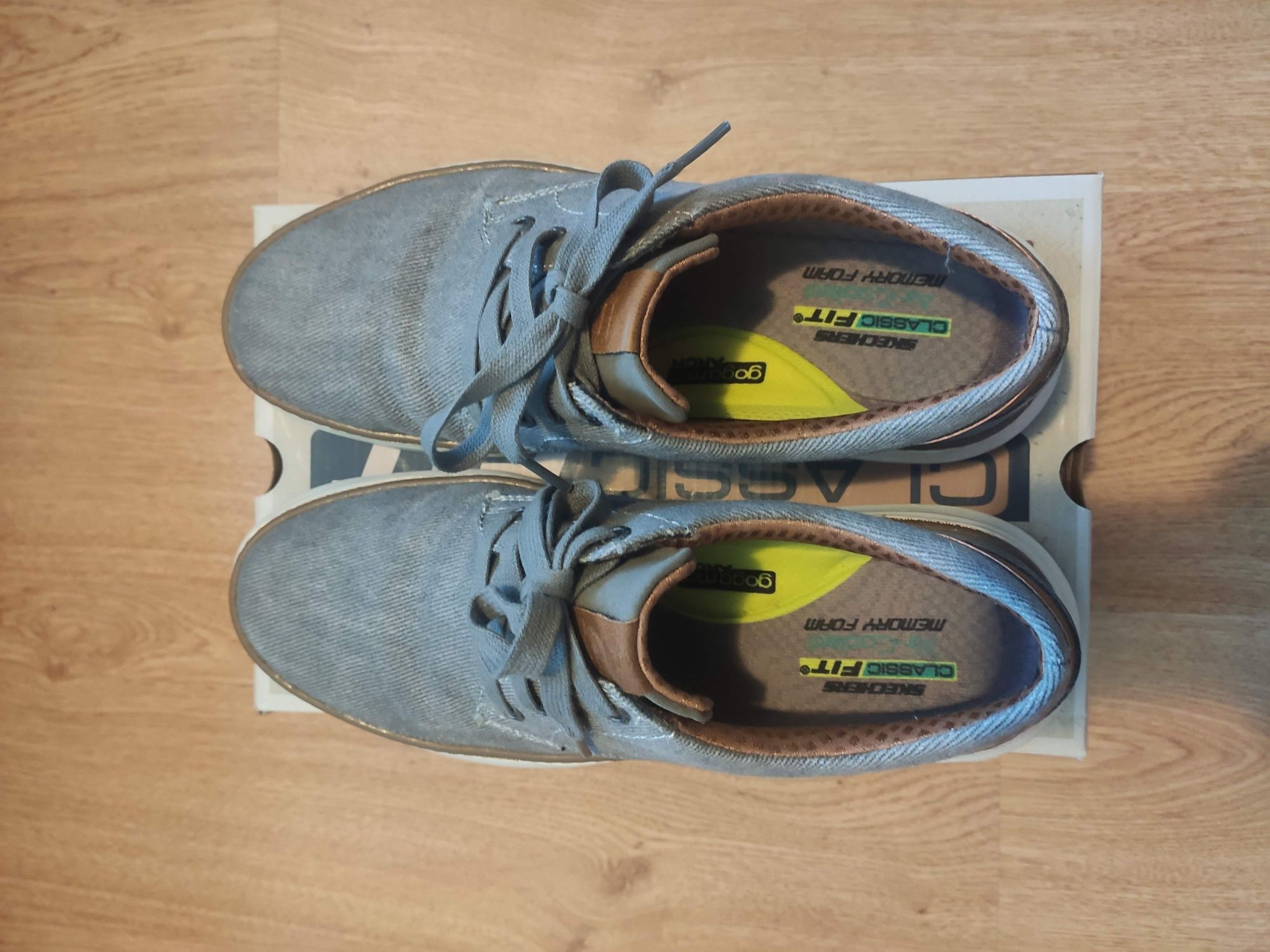 Sketchers classic fit 42 EU num