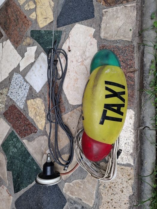 Taxi: antena, caseta taxi, statie taxi, taximetru