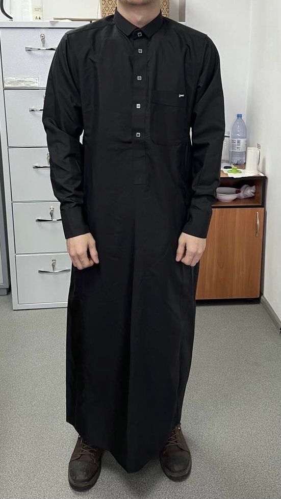 Камис новый, мужская мусульманская одежд