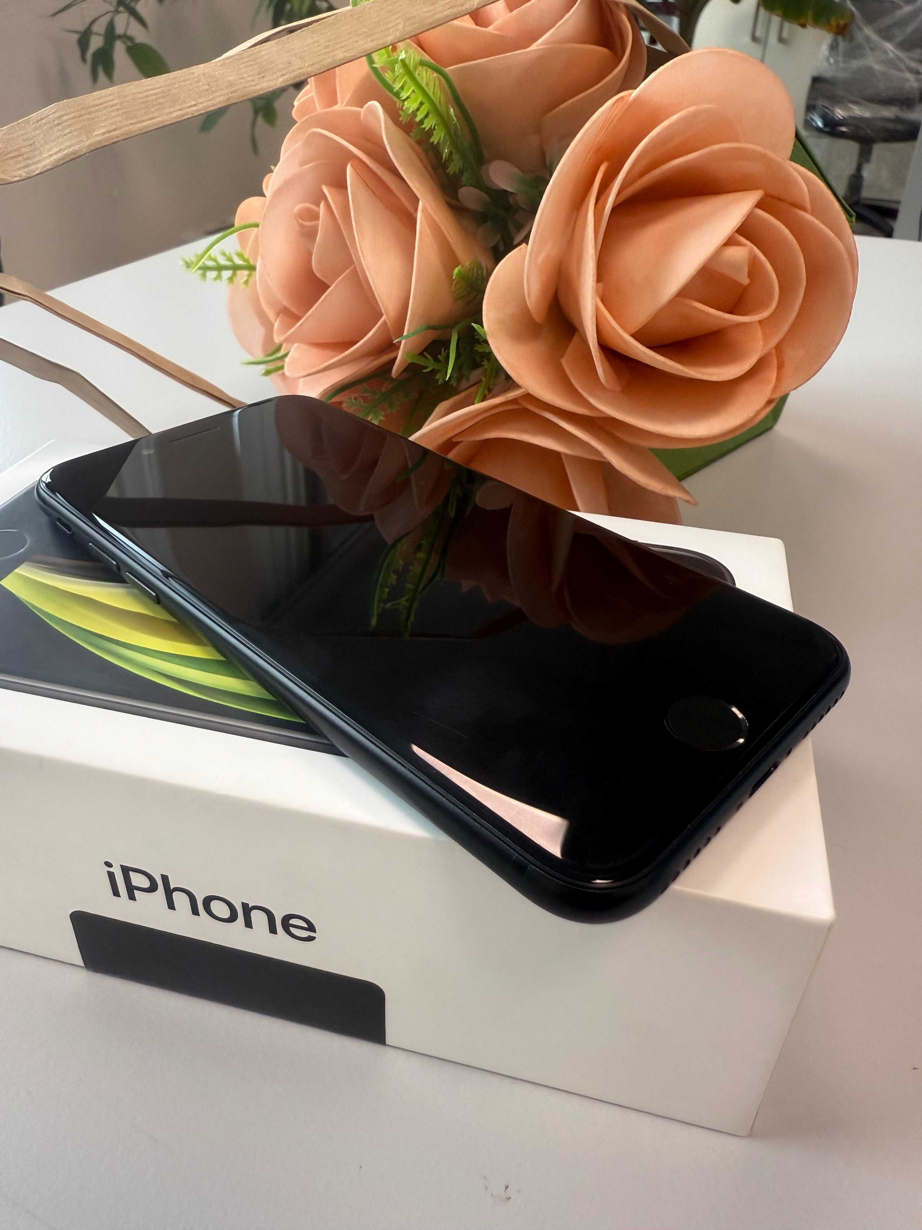Apple iPhone SE 2020, 64 Gb Black