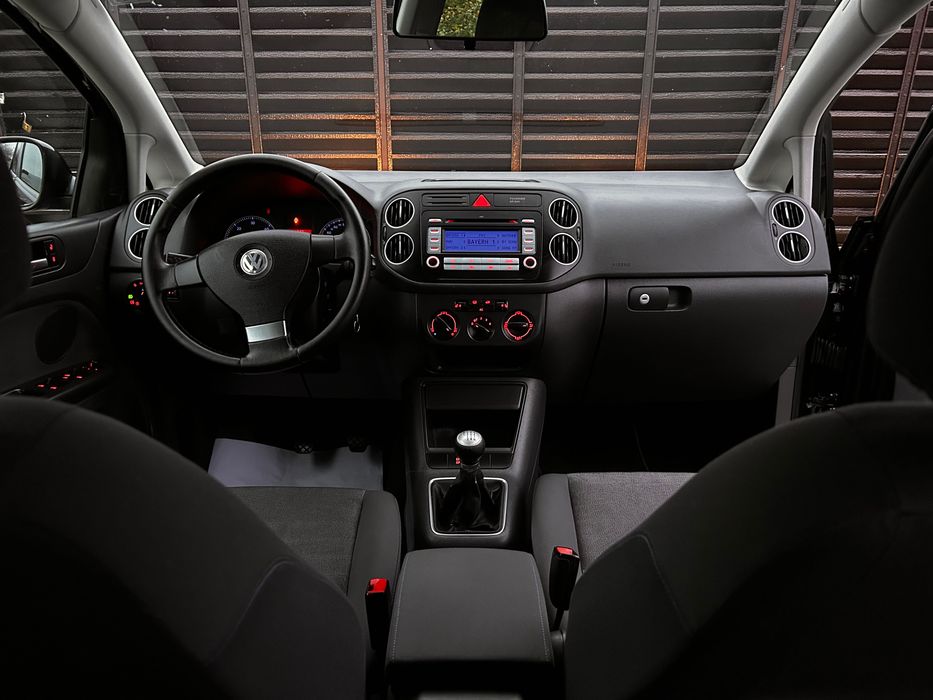 WV Golf 5 Plus 1.9 TDI /105 CP> An 2008 > Recent adus  import Germania