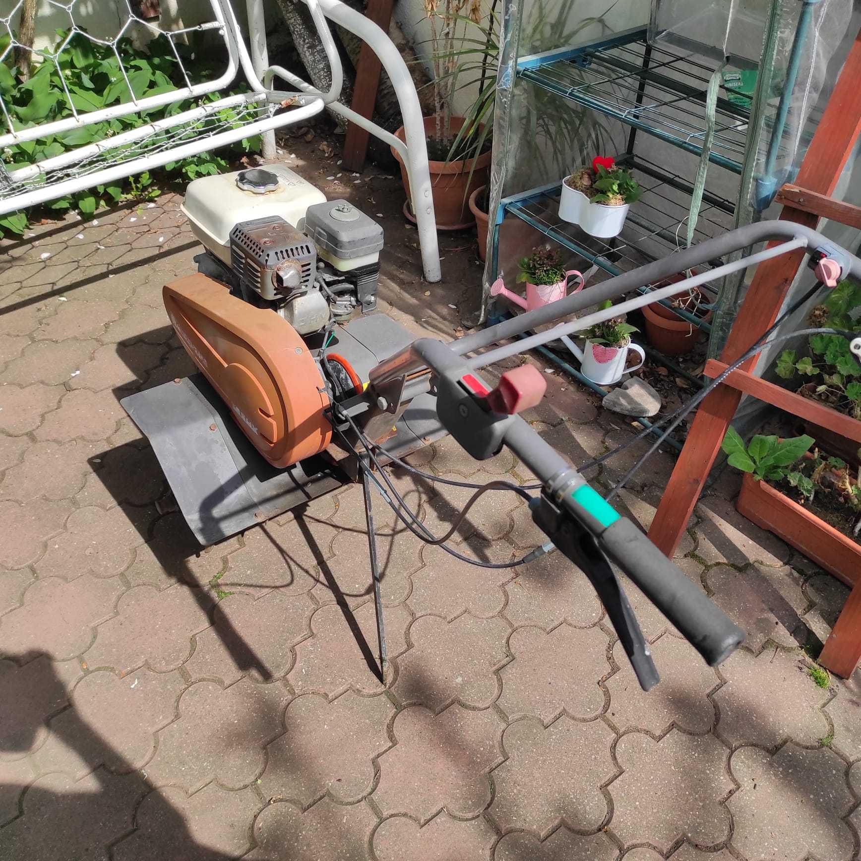 Motosapa husqvarna t85hx cu motor autentic Honda GX160