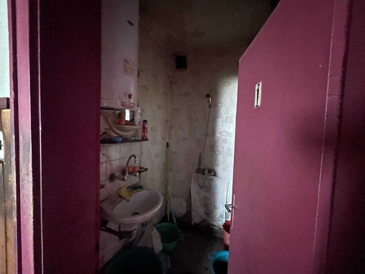 Продава се Тристаен апартамент в София, Белите брези - 87 кв.м за 1518 €/кв.м - Снимка #3