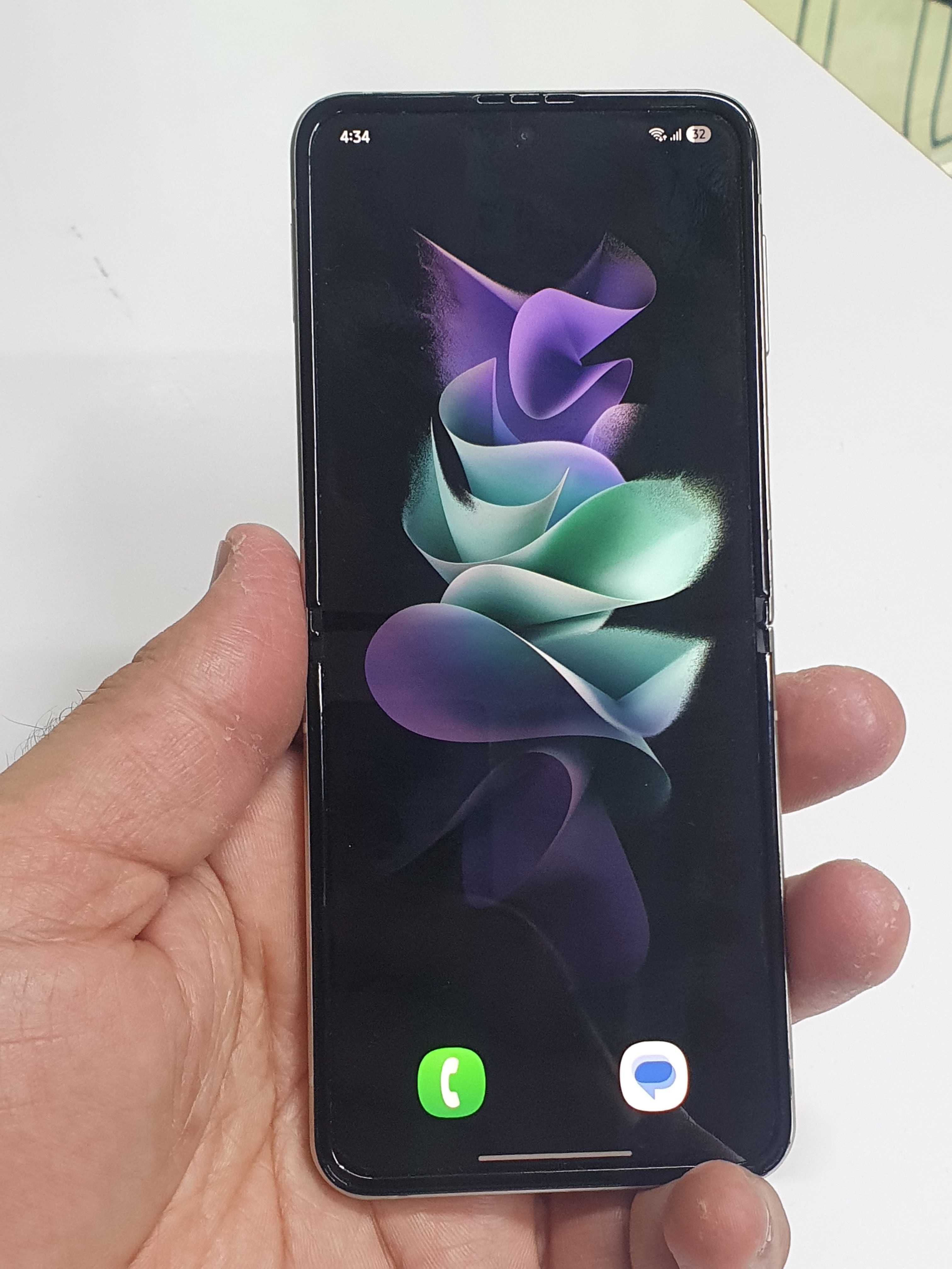 Samsung galax Flip 3 5G