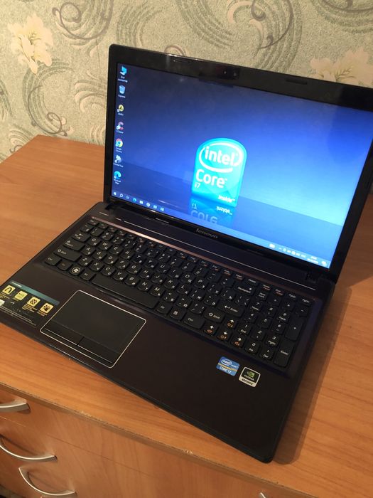 Продам Lenovo i7 озу 8гб ssd 120гб win 10