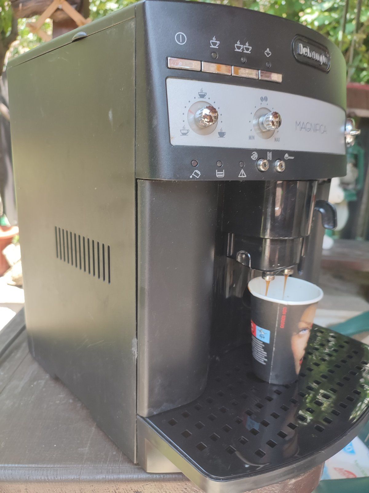Кафе автомат DeLonghi Magnifica