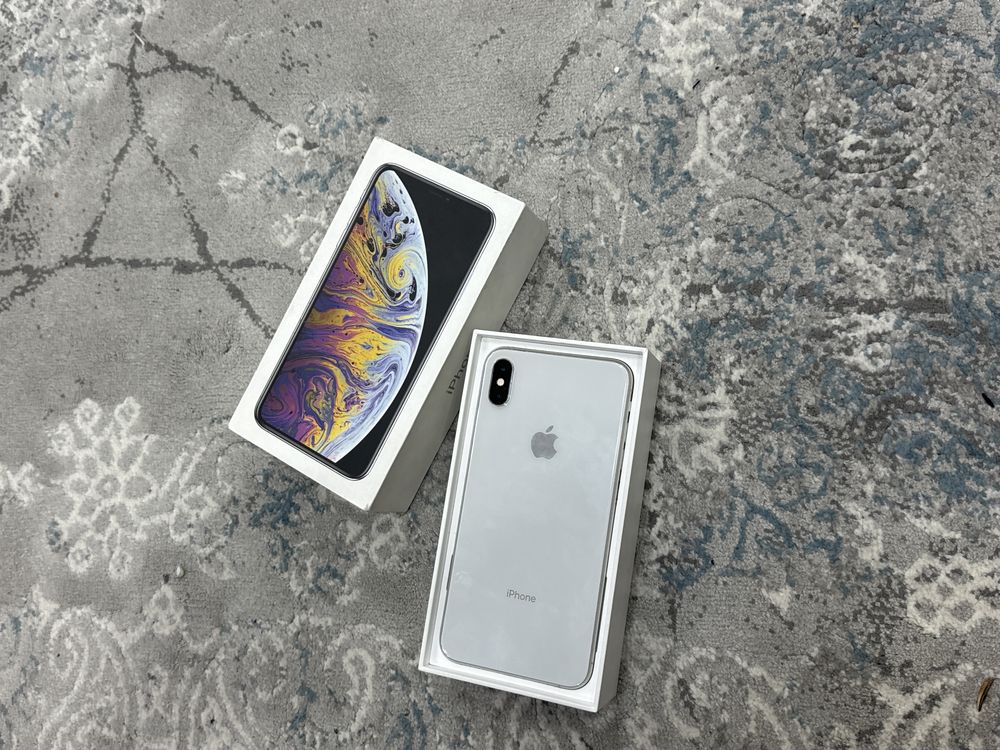 Iphone xs max white