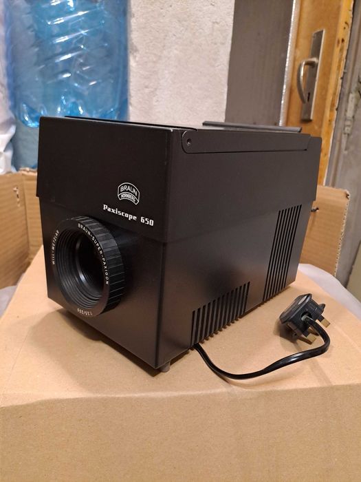 Проектор" Braun" Made in Germany