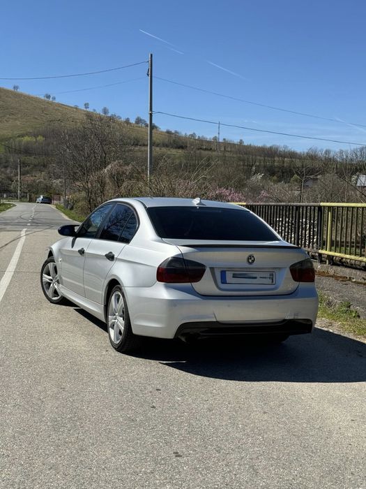 Vand bmw E90 M pachet
