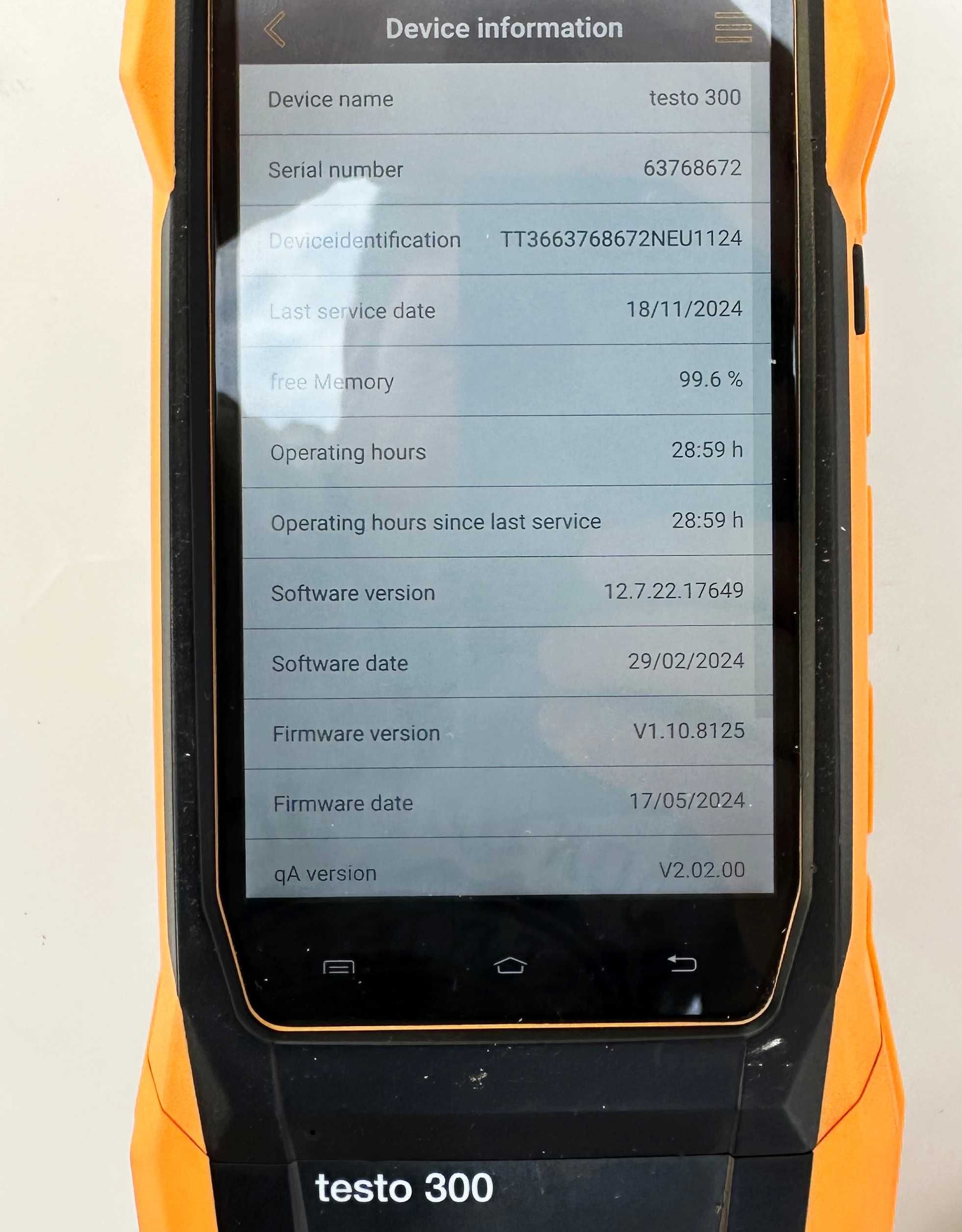 Testo 300 Longlife с bluetooth - Газ анализтор с тъч скрийн