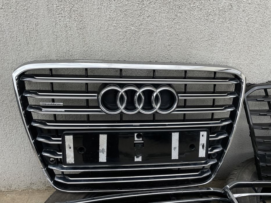 Grila centrala radiatoare Audi A8 S8 4h d4