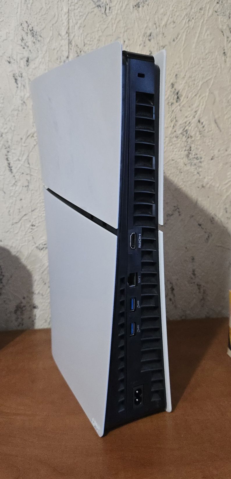 Конзола Sony Playstation 5 Digital Edition, 1 джойстик