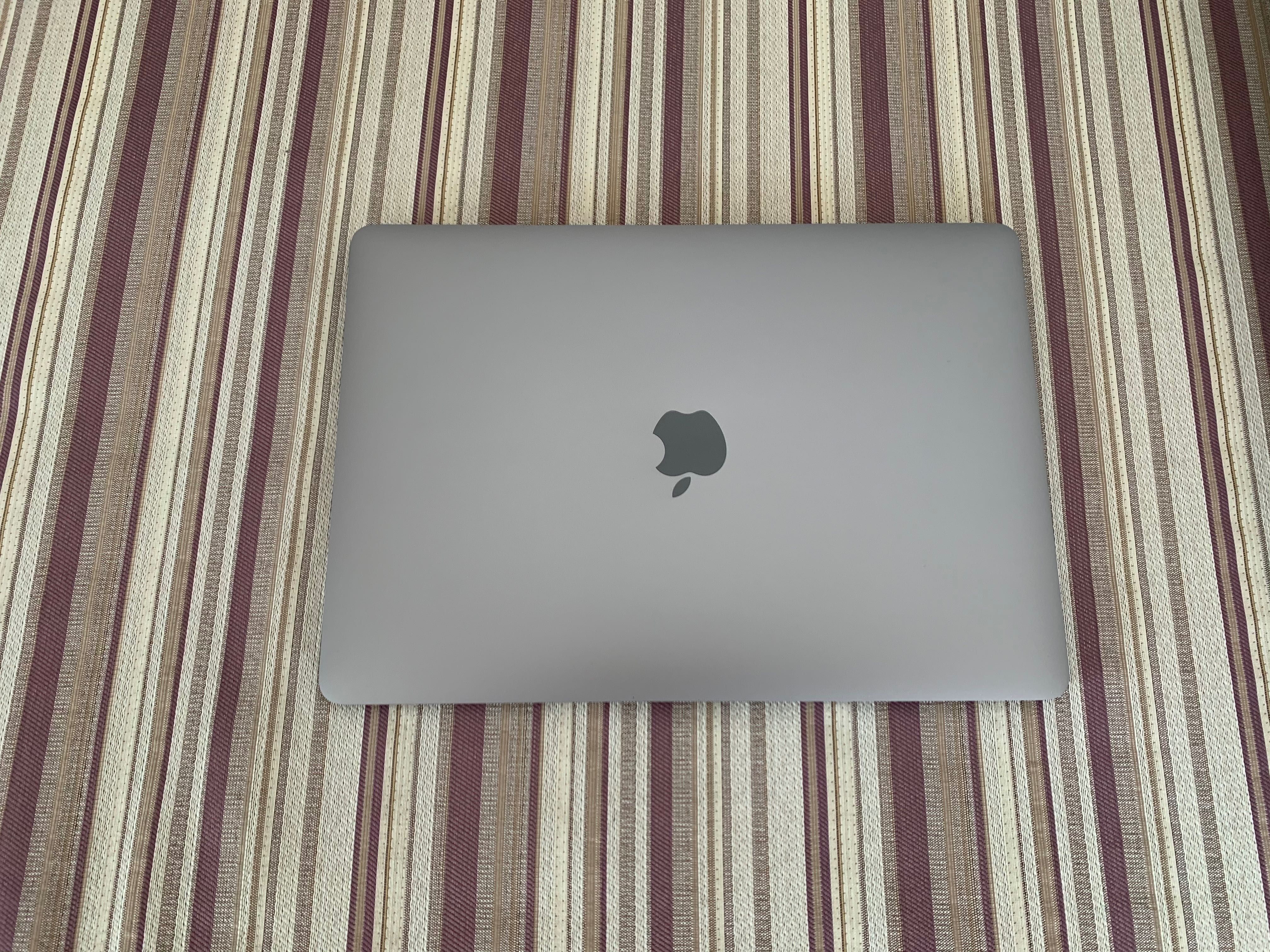 MacBook Pro 13" M2 Chip 8-Core CPU, 10-Core GPU,  16GB RAM, 512GB SSD