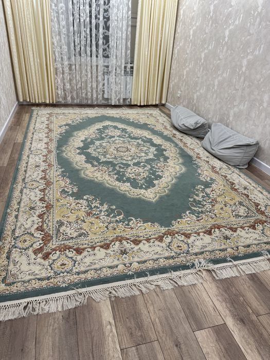 Продается  ковер   б/у 250x400