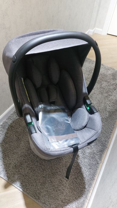 Продаётся детское новое автокресло