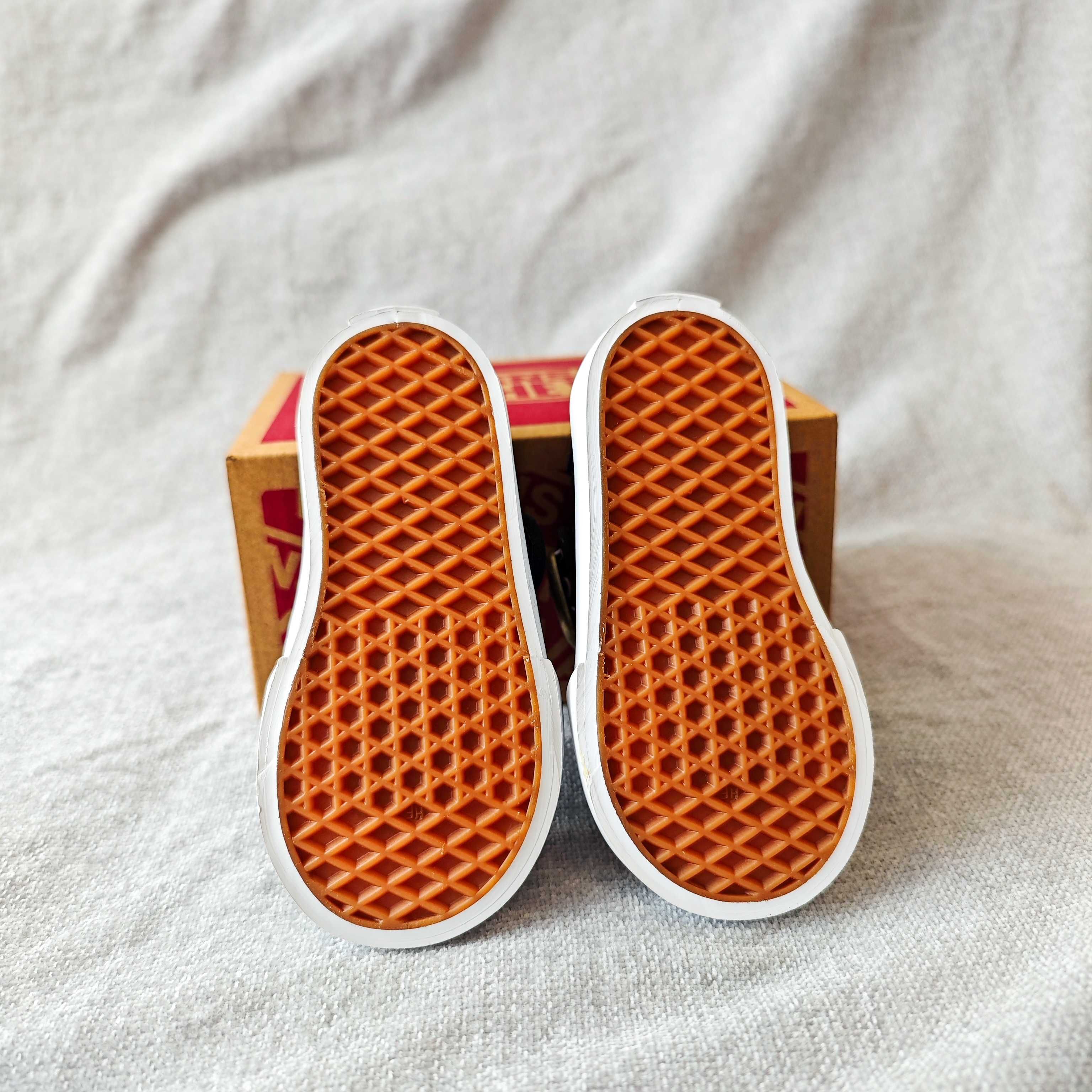 Vans бебешки обувки размер 20