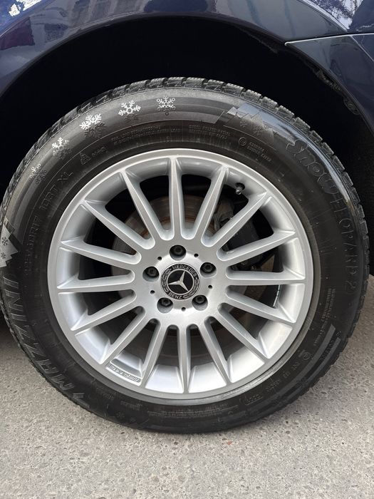 Mersedes Viano Diska sotiladi R 17