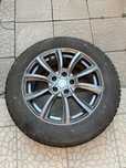 Зимние шины шипованные  с дисками  215/60 R17
