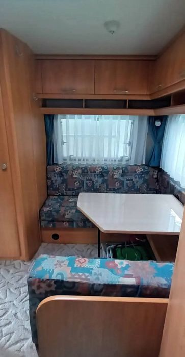 Vând o superbă Rulotă marca Hobby Excellent 400,fabricată în Olanda