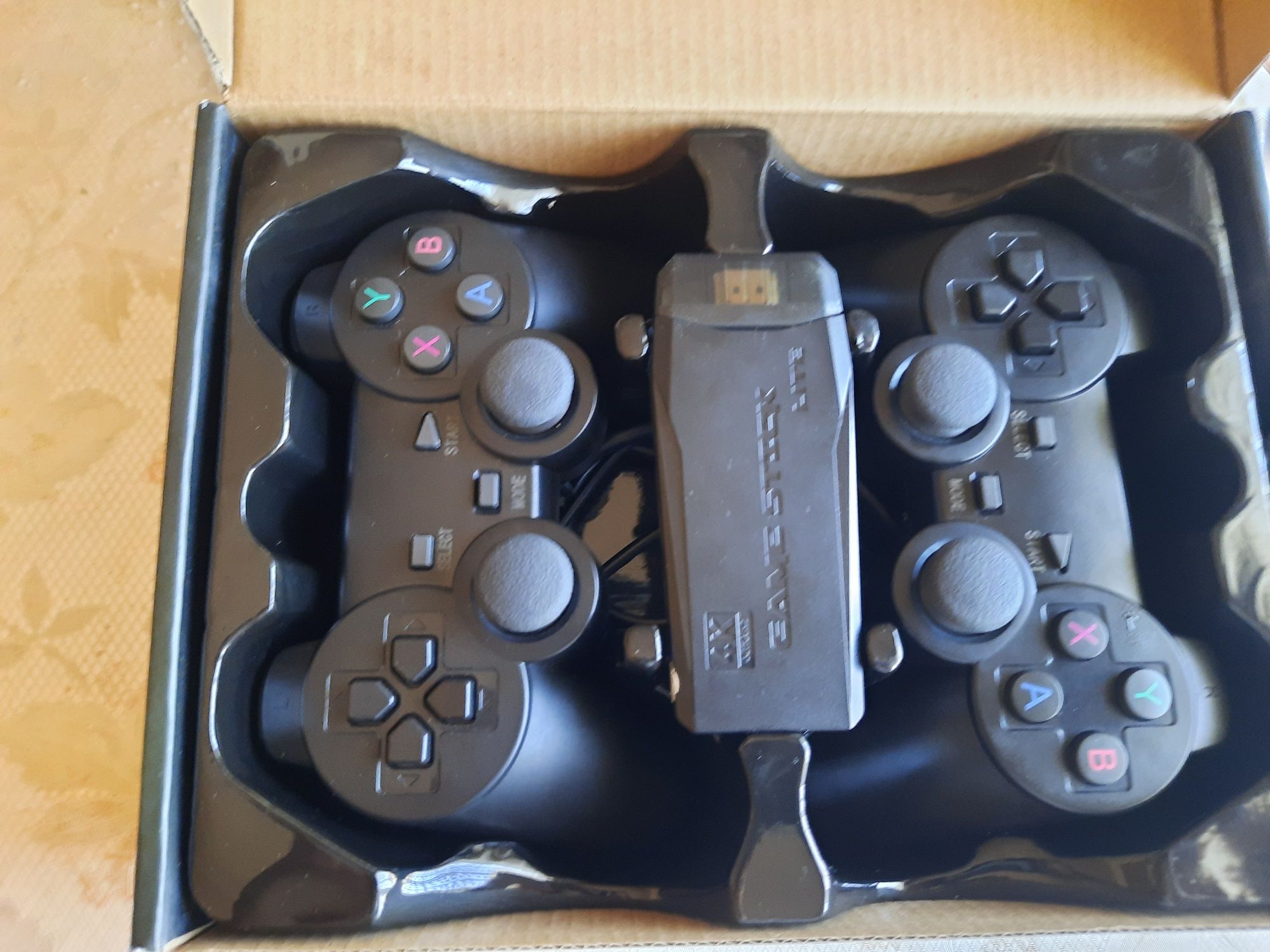 Game stick lite 4k в почти новый