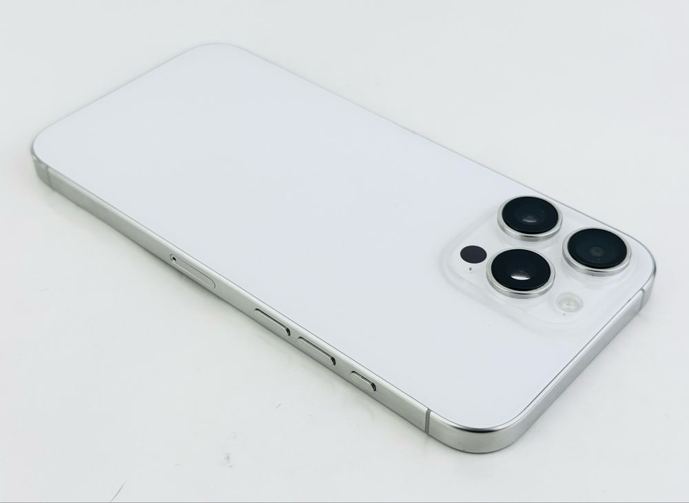 Apple iPhone 16 Pro Max 256GB White 100% Батерия! Отличен!