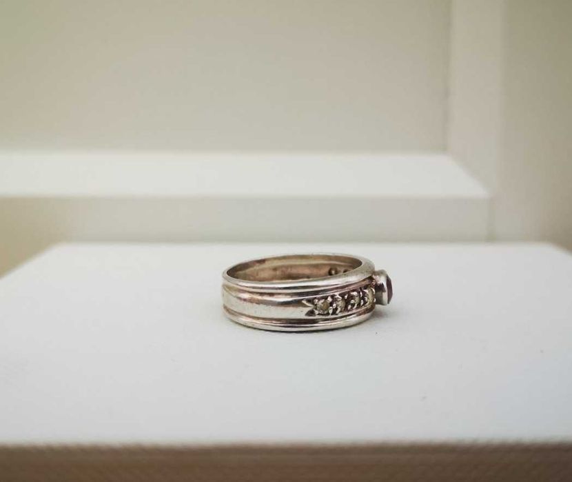 Сребърен пръстен тип халка с цирконий проба 925