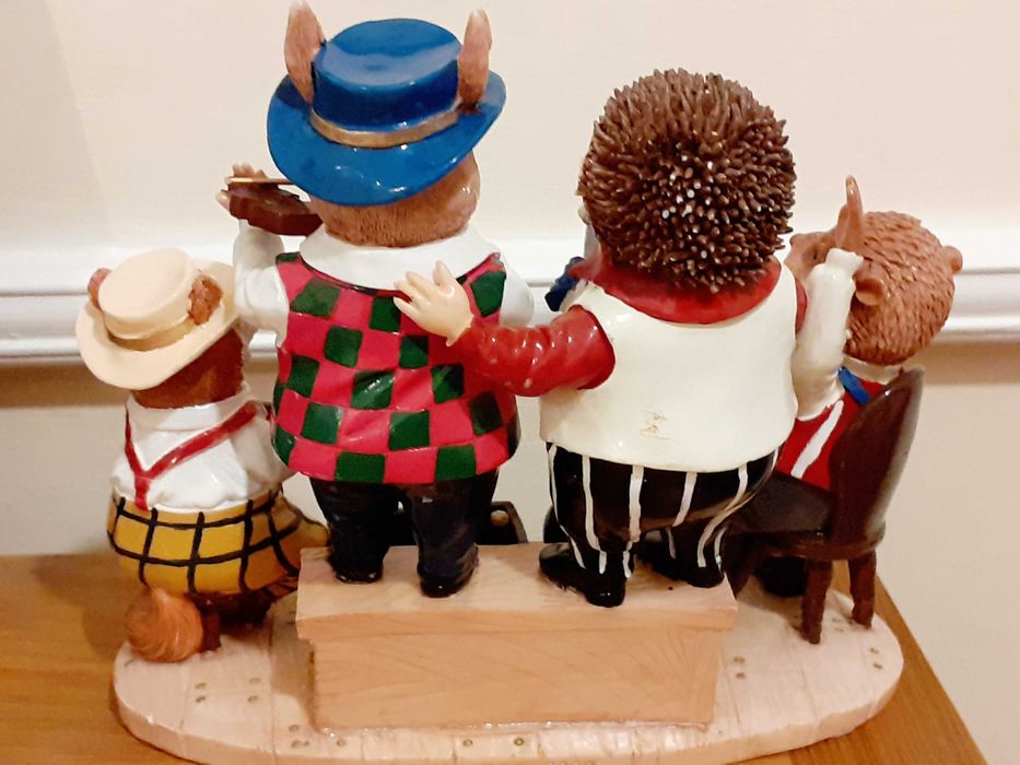 Красива сувенирна фигура "Еленската нощ"