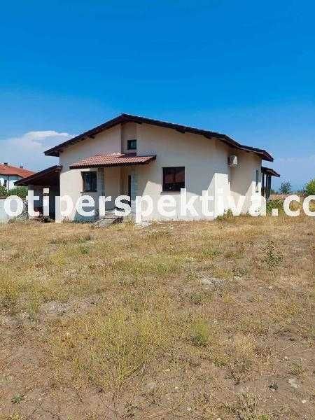 Продава се Къща в с. Марково, Област Пловдив - 202 кв.м за 1392 €/кв.м - Снимка #1