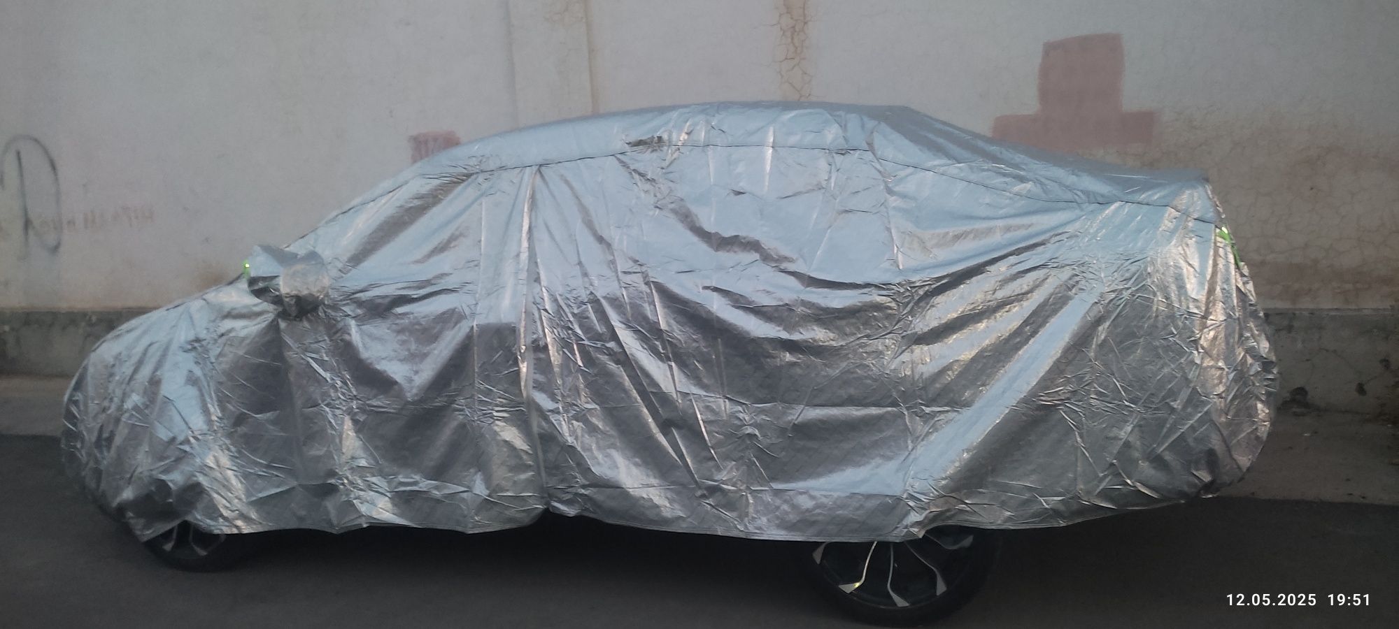 Tent moshin uchun sotiladi ochib tekwrib taqib  olganmiz yangi de