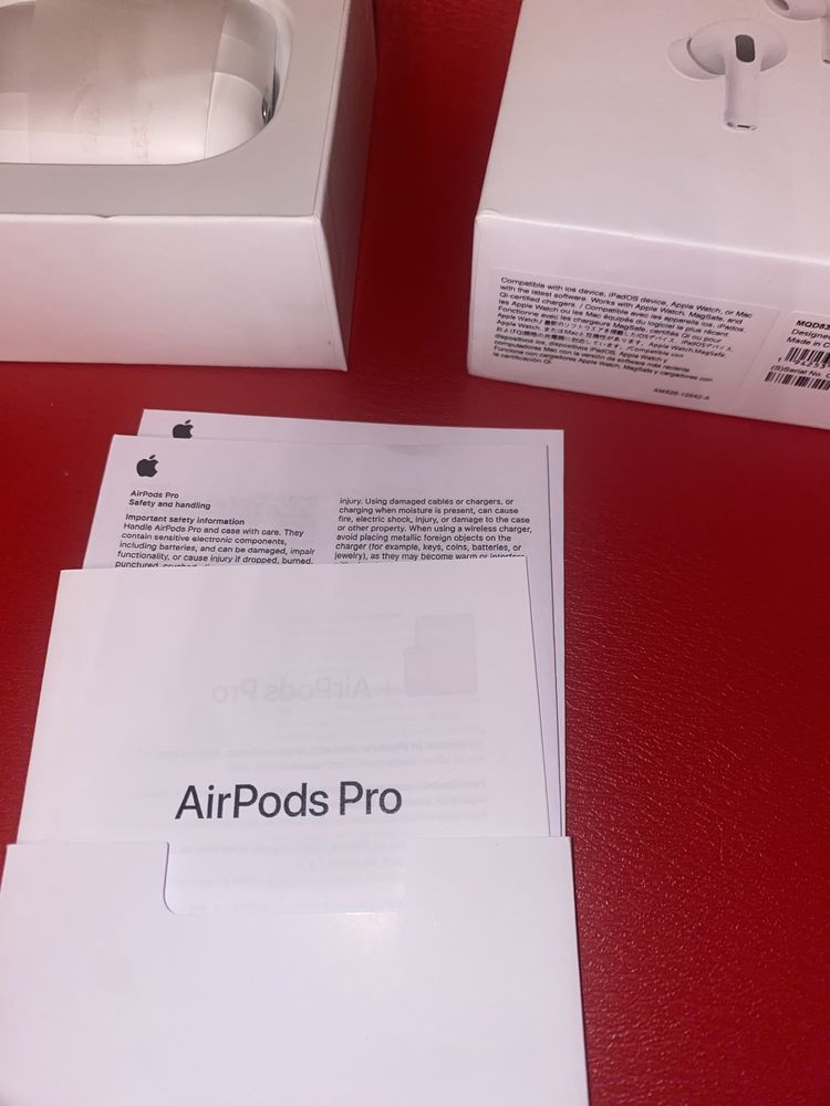 Apple airpods 2 !НОВИ!