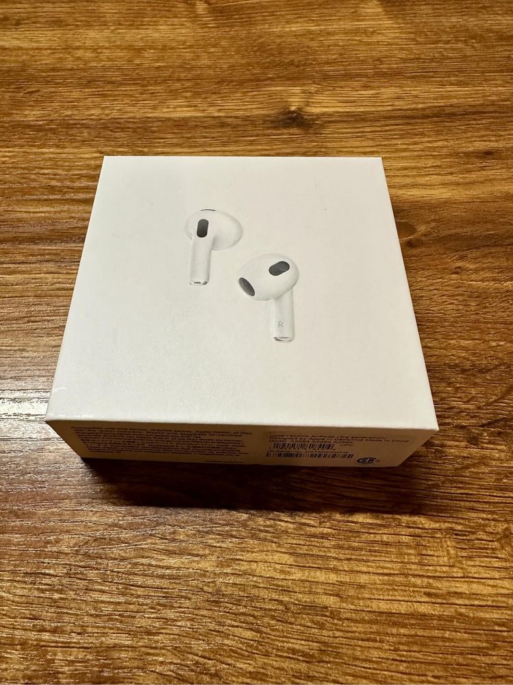 Airpods/apple 3 rd generation