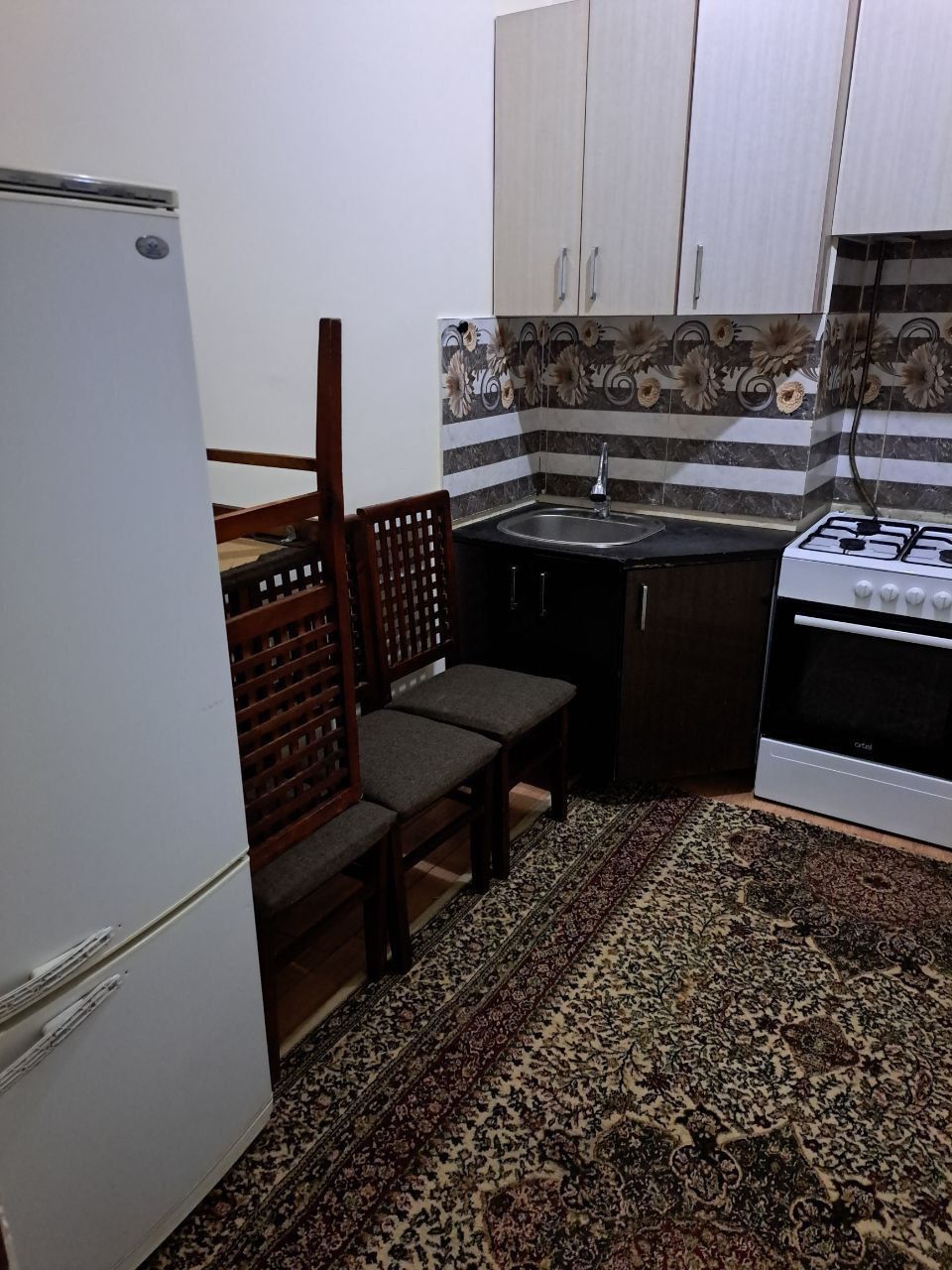 аренда 2 комнитный квартир