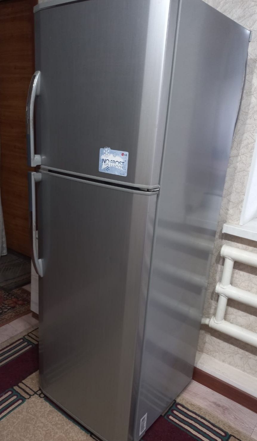 Холодильник  LG рабочий