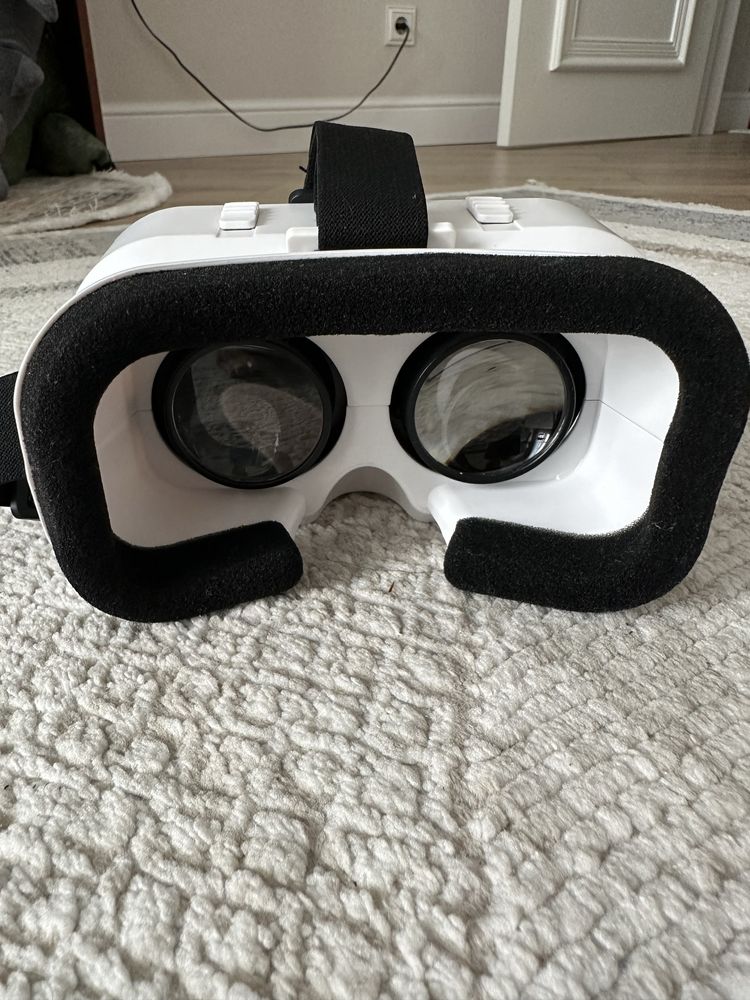 Продам vr очки почти новые