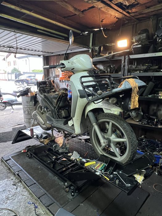 Service scutere/Reparatii scutere benzina sau electrice