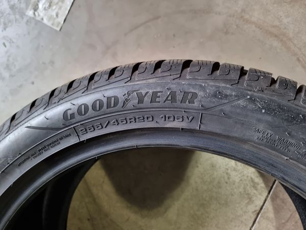 255/45/20 GOODYEAR 4бр