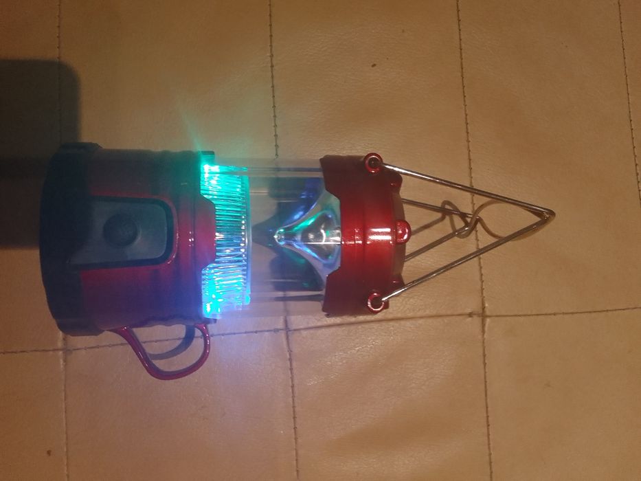 Туристическо фенерче, няколко режими на работа.