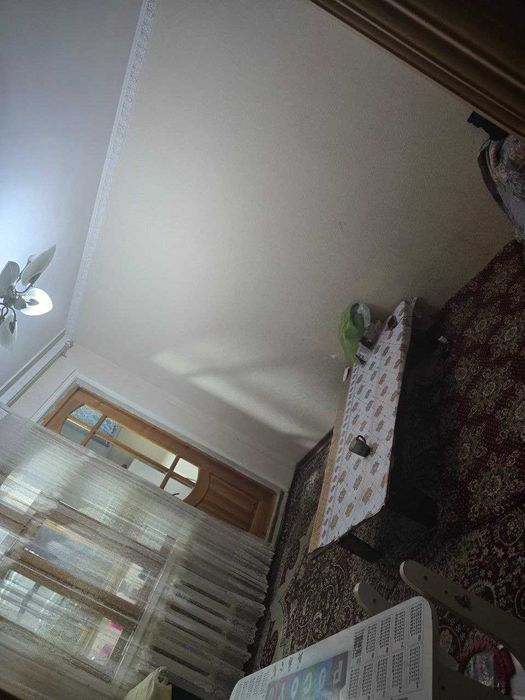 Чилонзор тумани 2 хонали (3 хона қилинган) квартира. Без маклер.