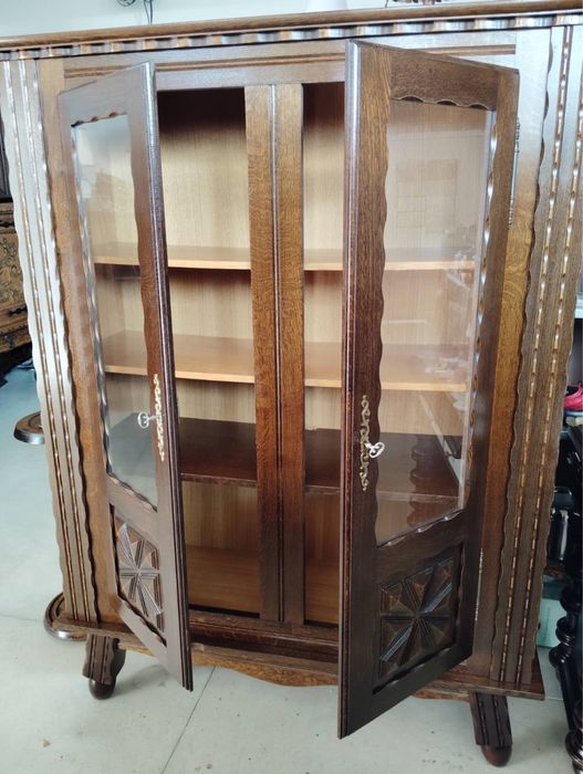 Витрина в баски стил