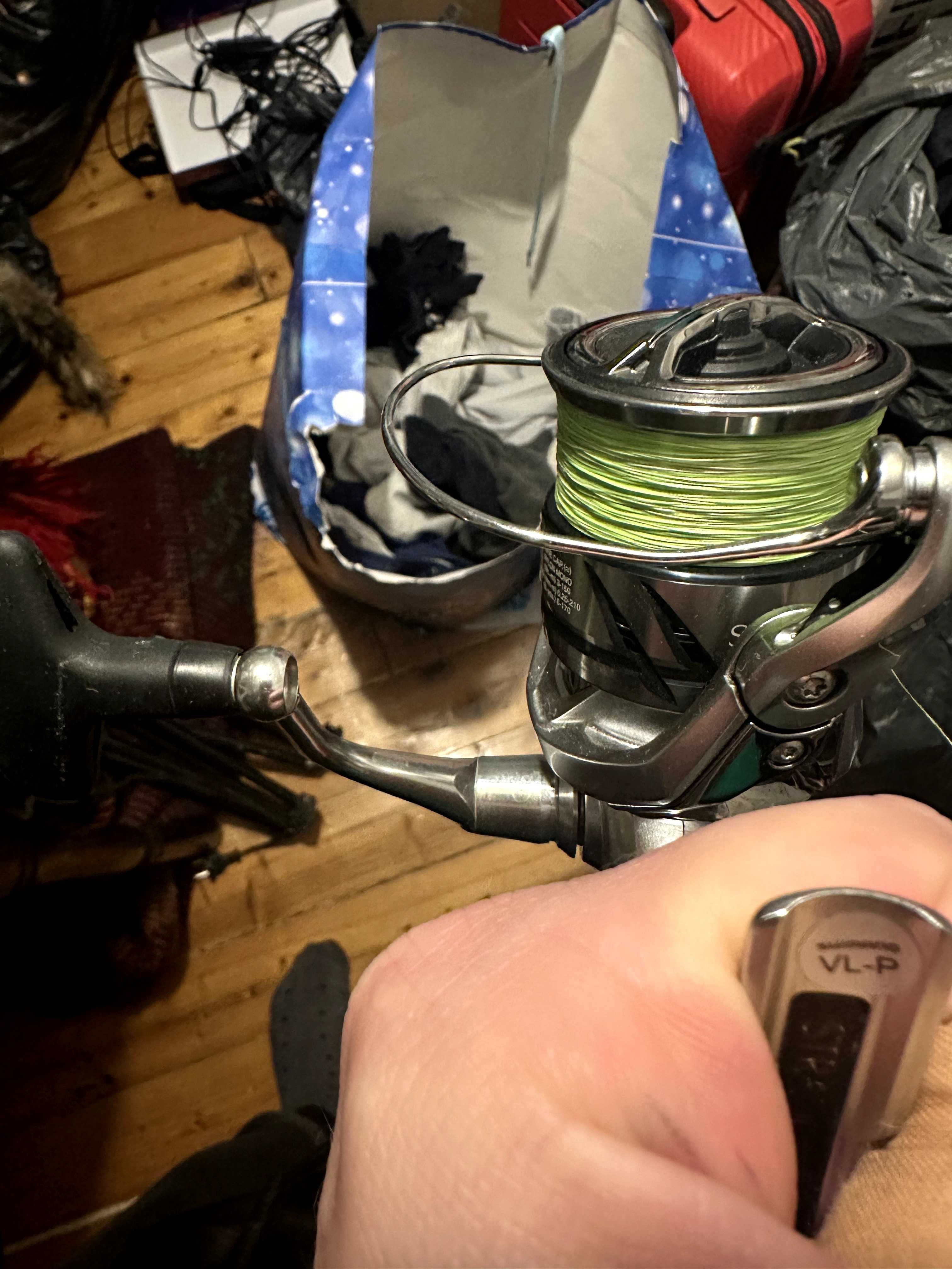 Shimano Stradic FL 3000 с навито влакно