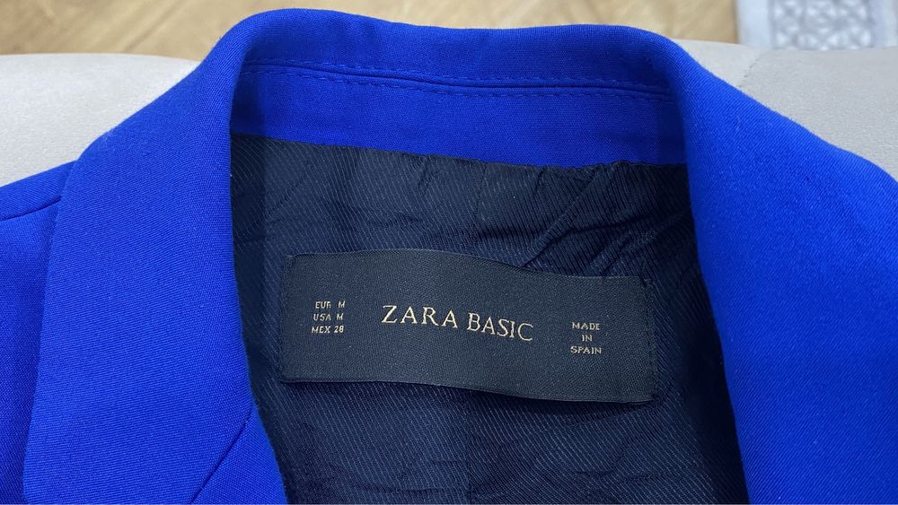 Новый женский пиджак Zara