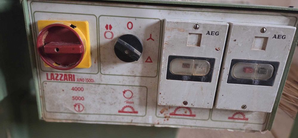 Circular cu masa mobila, reglabila pe lungime, latime si inclinare