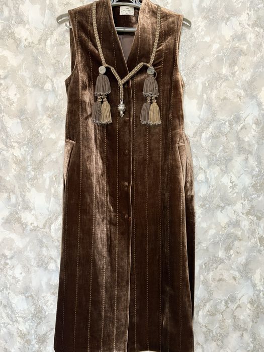 Шапан от бренда Меруерт Балманова