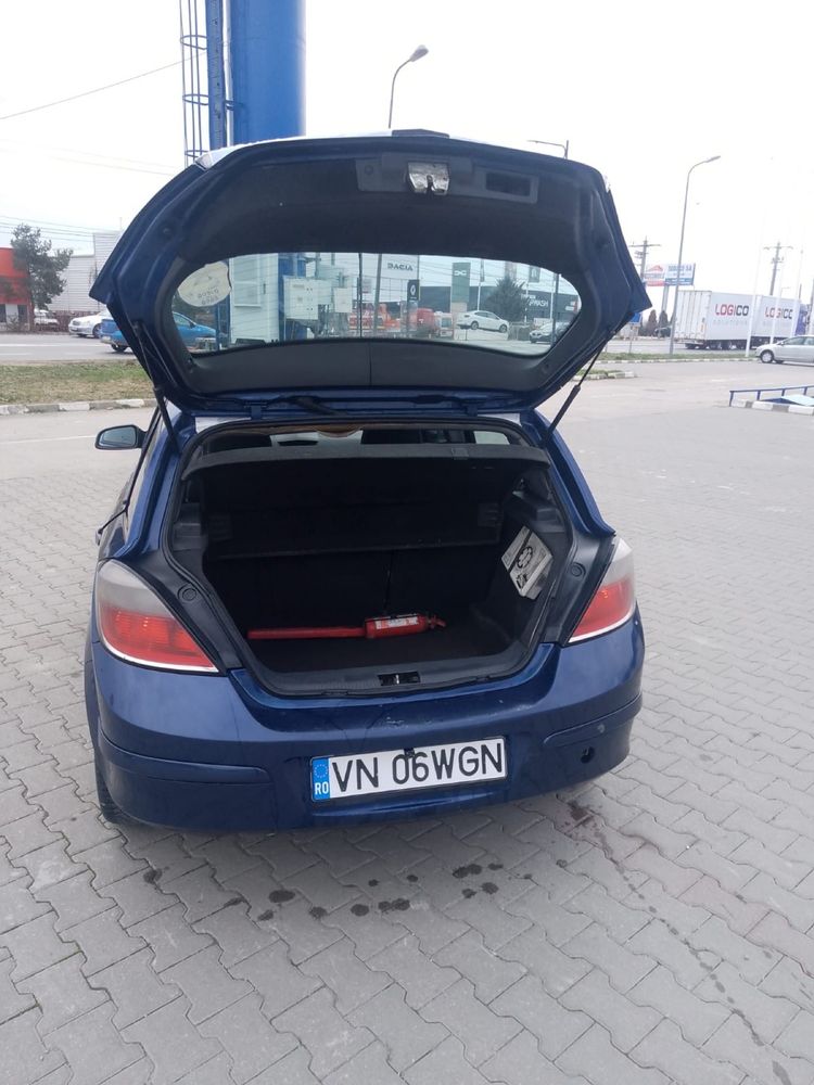 Vând opel astra