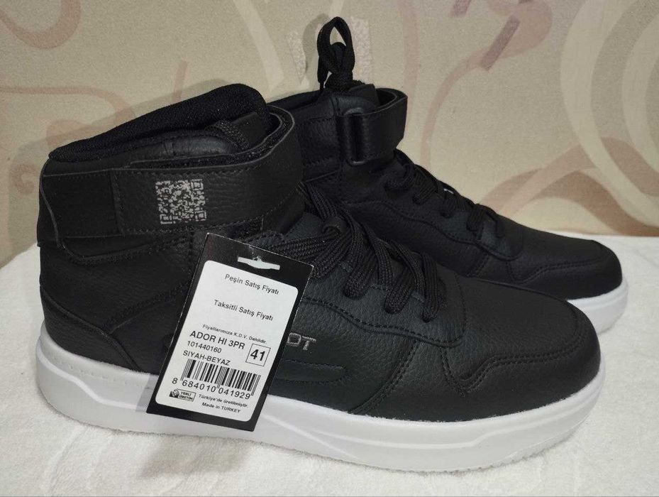 Продам Мужские турецкие снигерсы.От бренда Proshot.Размер 41,42,43