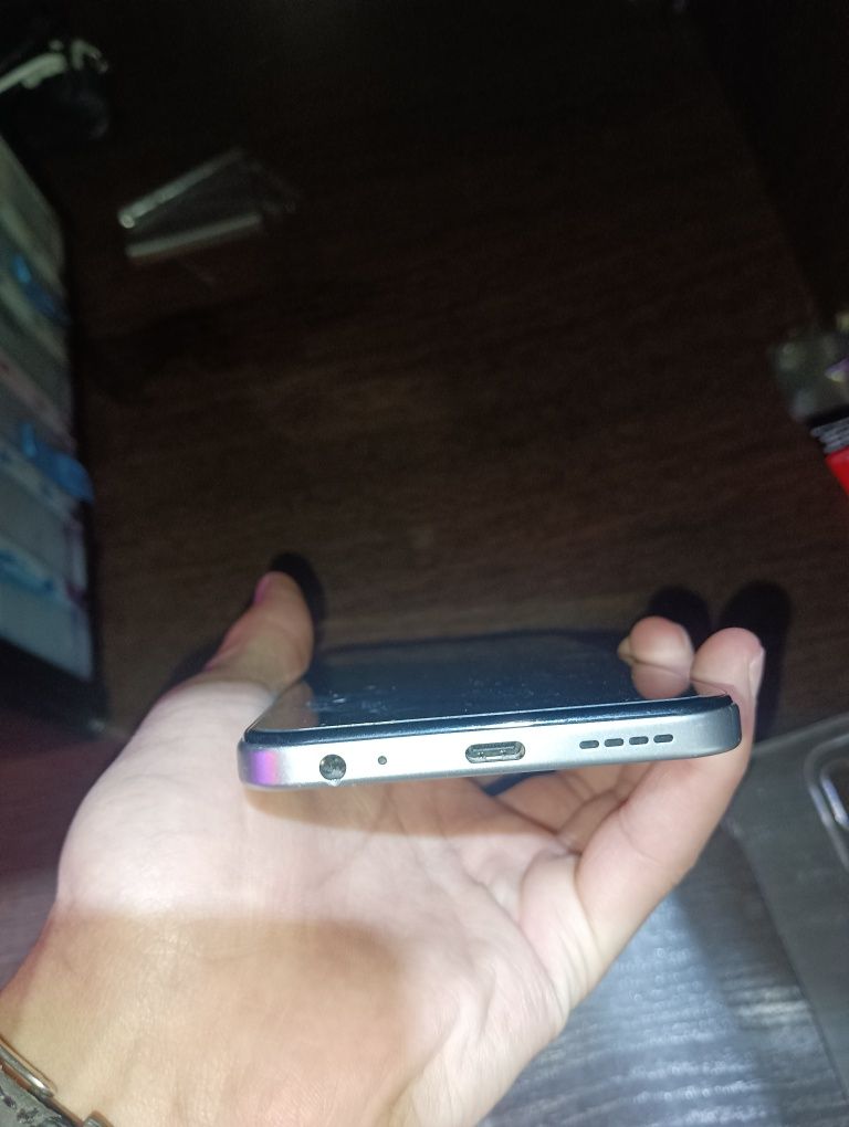Infinix HOT 50 i