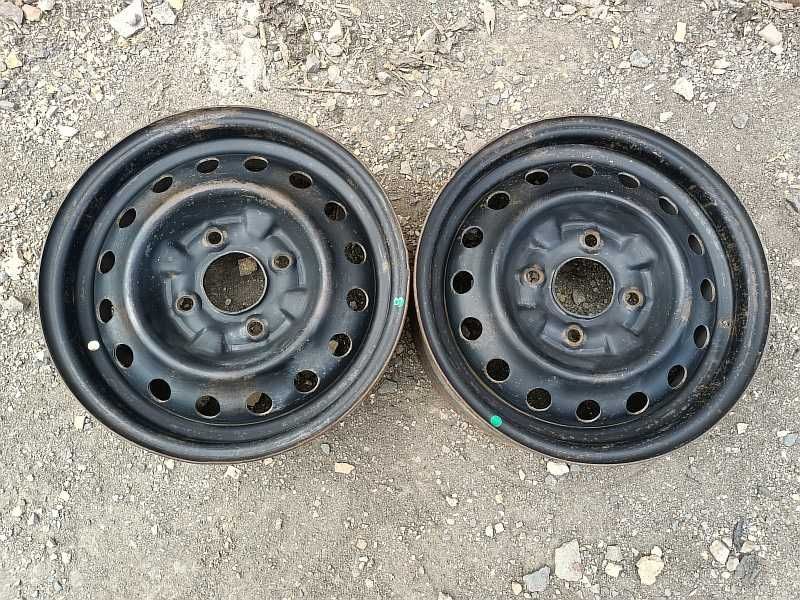 Продам оригинальные металлические диски на автомашину Nissan Primera.