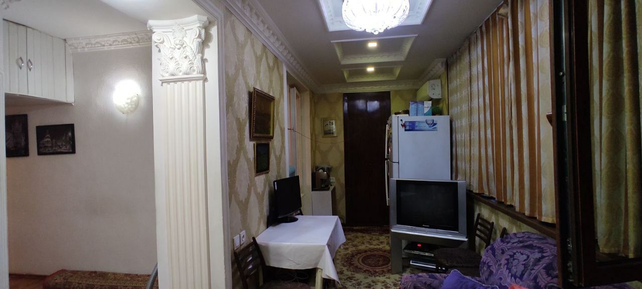 Продаётся своя квартира в центре города Ташкента