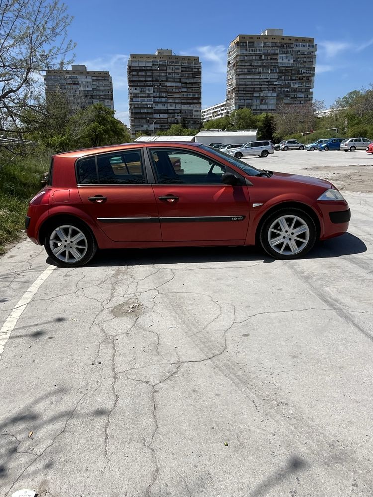 Renault Megane 1.6 16V – Бензин/Газ – Хечбек – 113 к.с. – 2002 г.